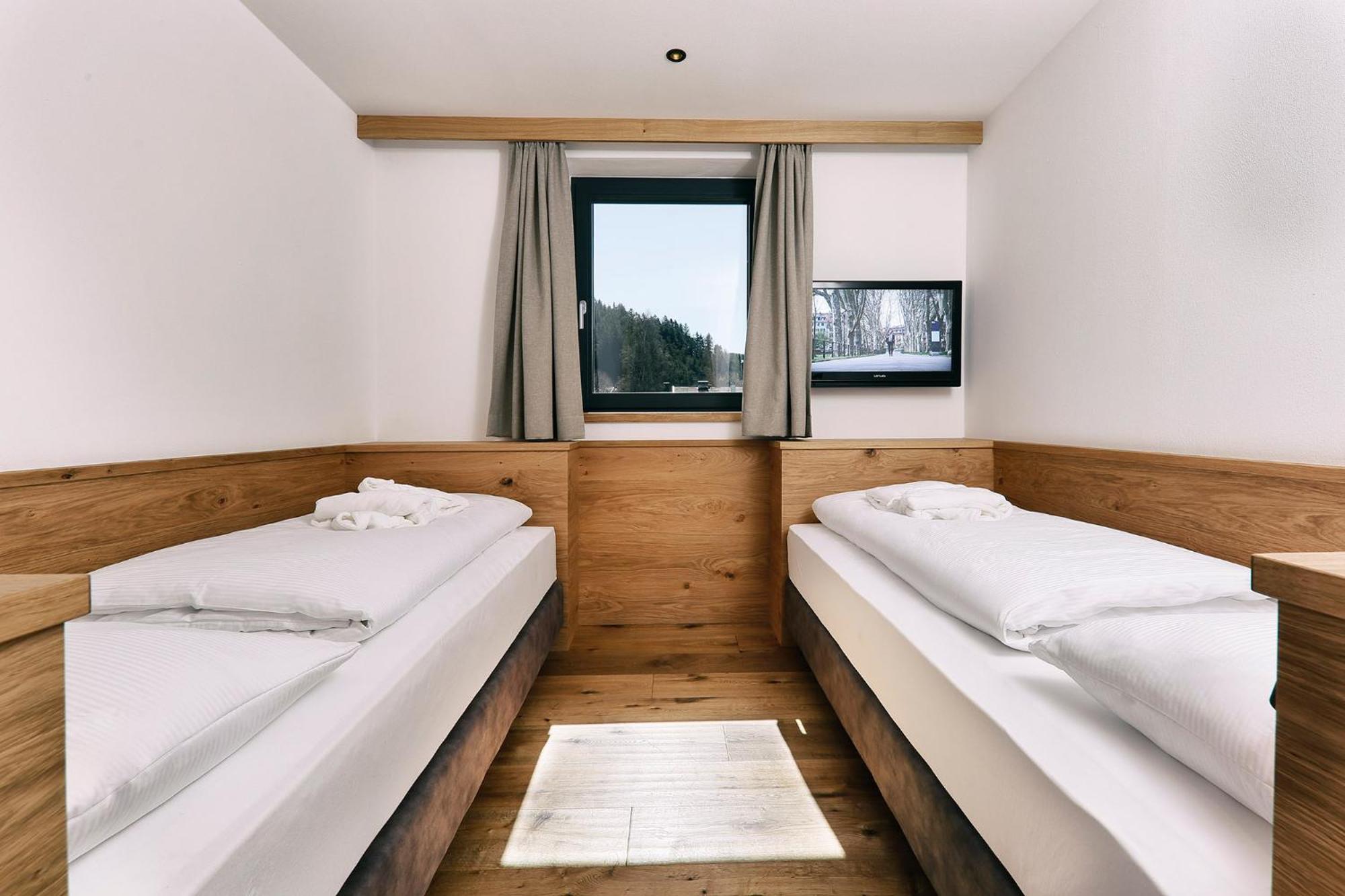 Hotel Avelina アヴェレンゴ エクステリア 写真