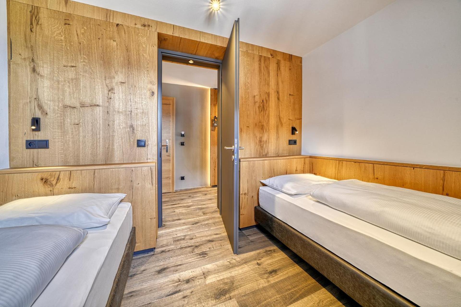 Hotel Avelina アヴェレンゴ エクステリア 写真