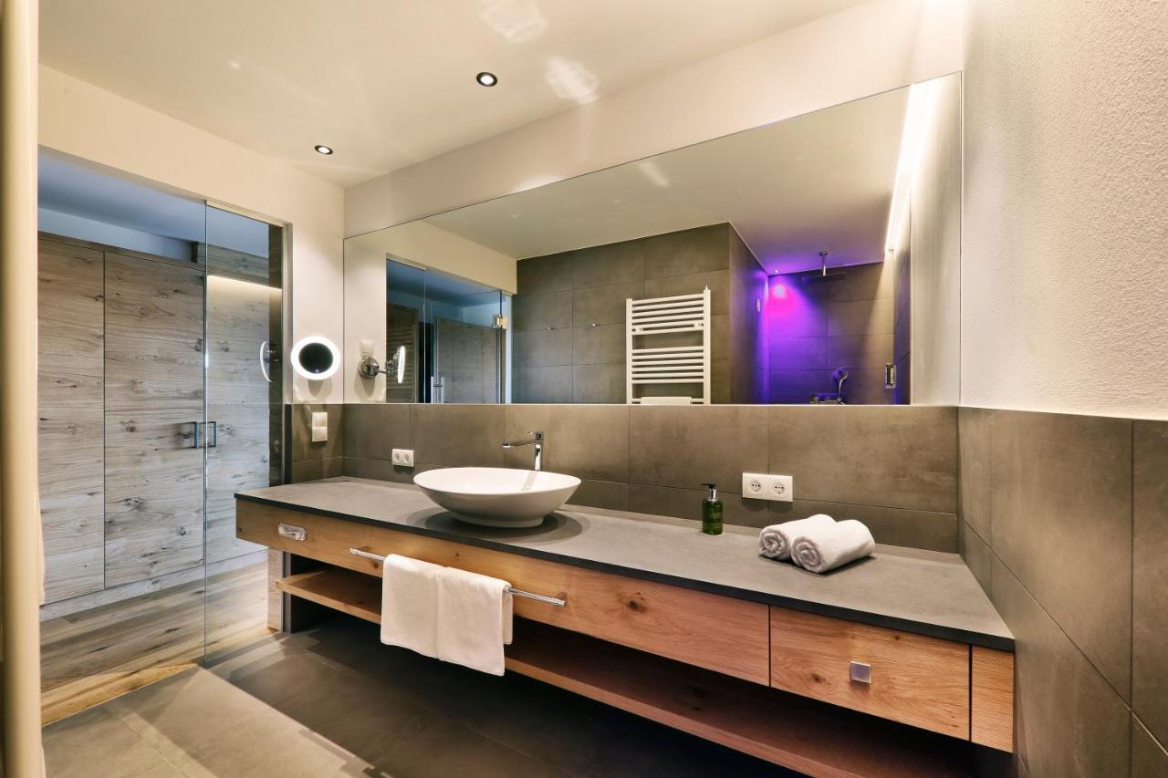 Hotel Avelina アヴェレンゴ エクステリア 写真